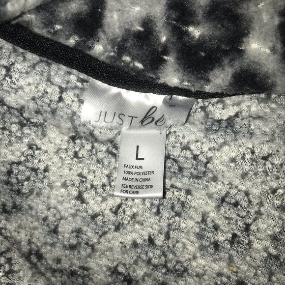 Sweater - Picture 2 of 3